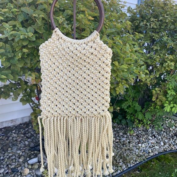 Handmade Macramé Bohemian Bag Cream with Fringe Dark Wooden Handles Bag Purse - Picture 1 of 5